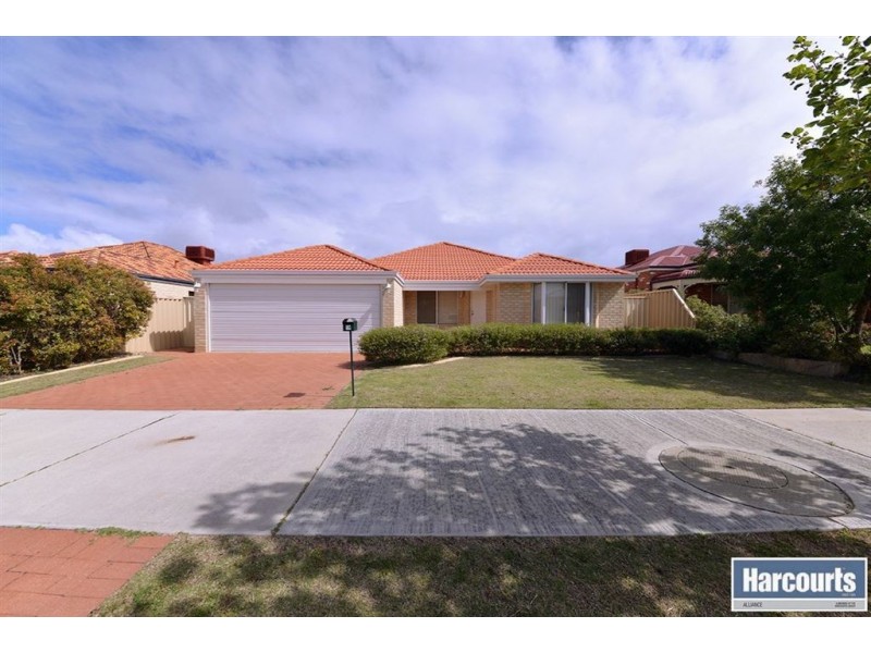 18 Wiltshire Entrance, Butler WA 6036