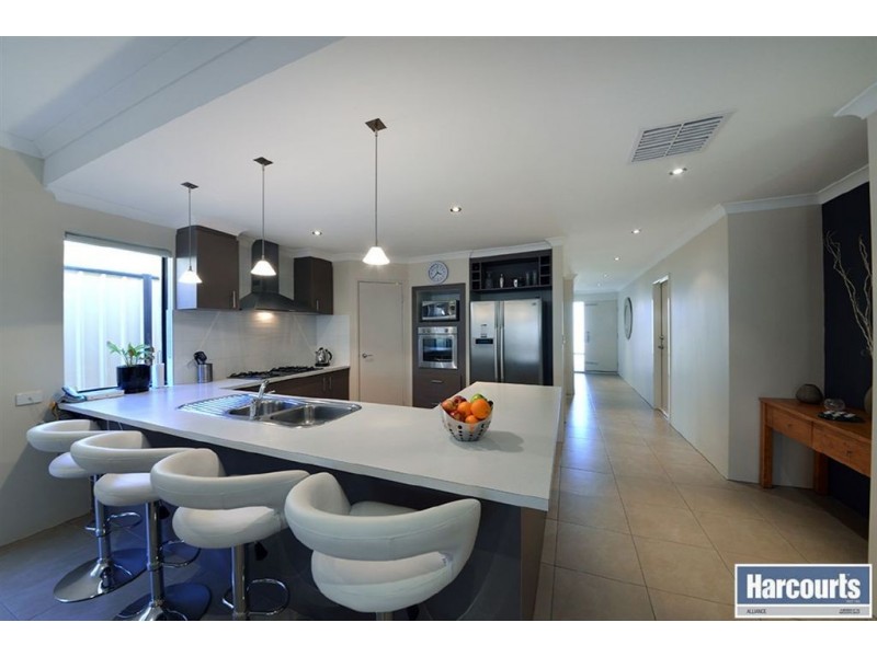 19 Hacienda Drive, Clarkson WA 6030