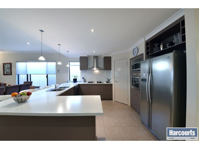 19 Hacienda Drive, Clarkson WA 6030