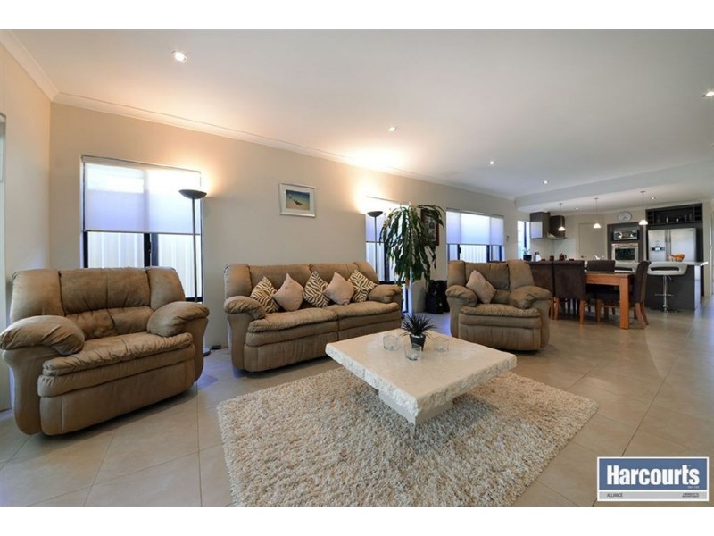 19 Hacienda Drive, Clarkson WA 6030