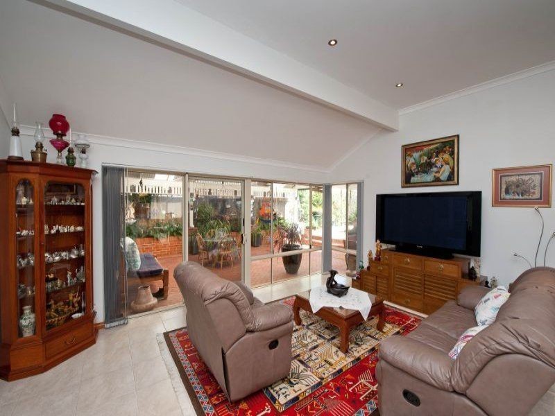 4 Tilbury Mews, Quinns Rocks WA 6030