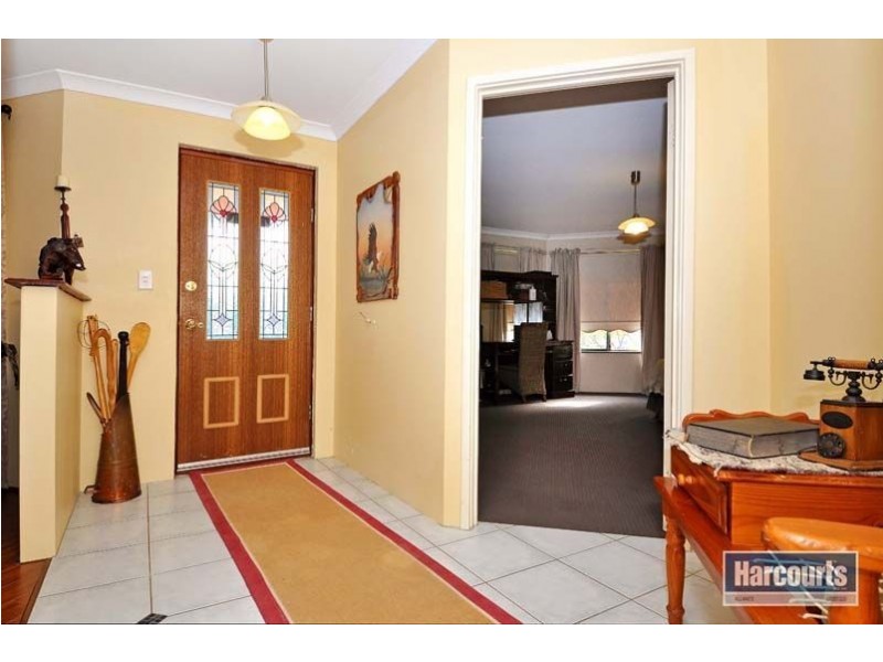 5 Lithgow Drive, Clarkson WA 6030