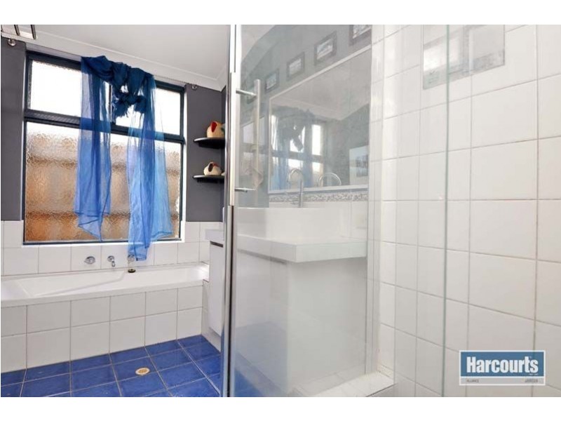 5 Lithgow Drive, Clarkson WA 6030