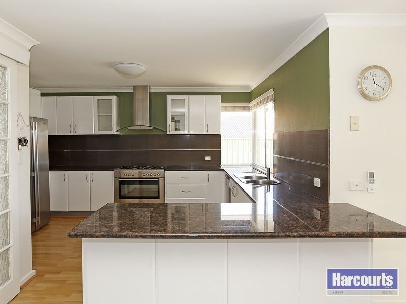 23 Meadowbrook Promenade, Currambine WA 6028