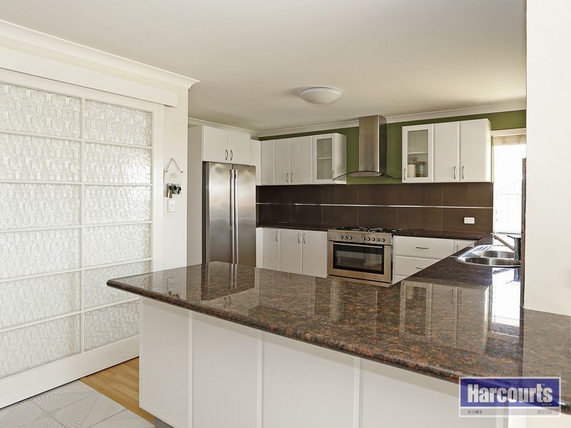 23 Meadowbrook Promenade, Currambine WA 6028