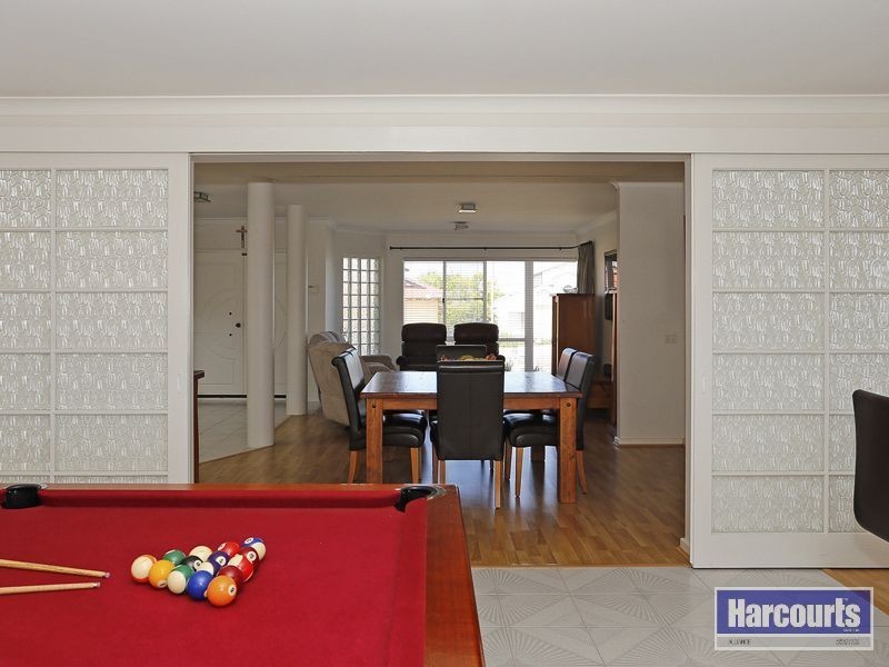 23 Meadowbrook Promenade, Currambine WA 6028