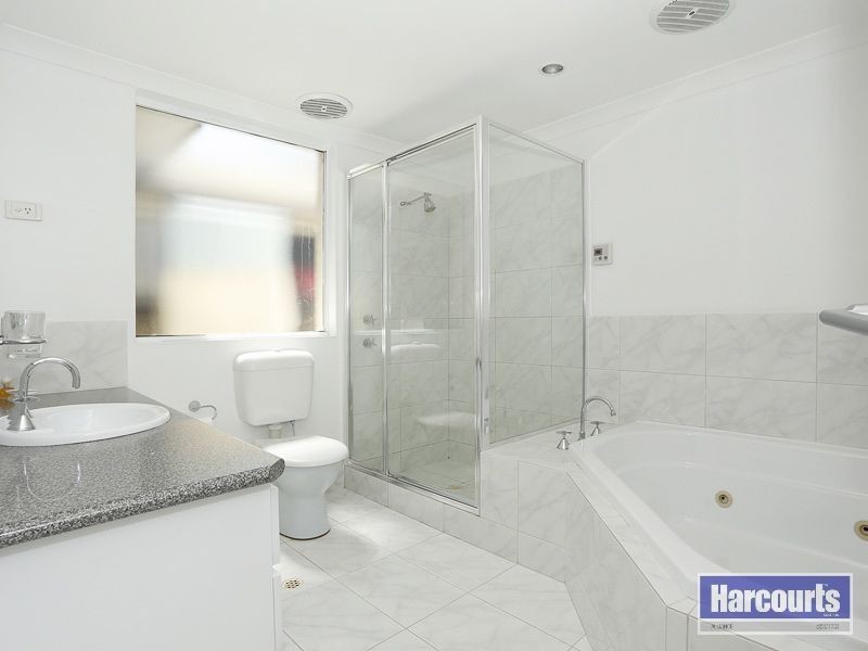 23 Meadowbrook Promenade, Currambine WA 6028