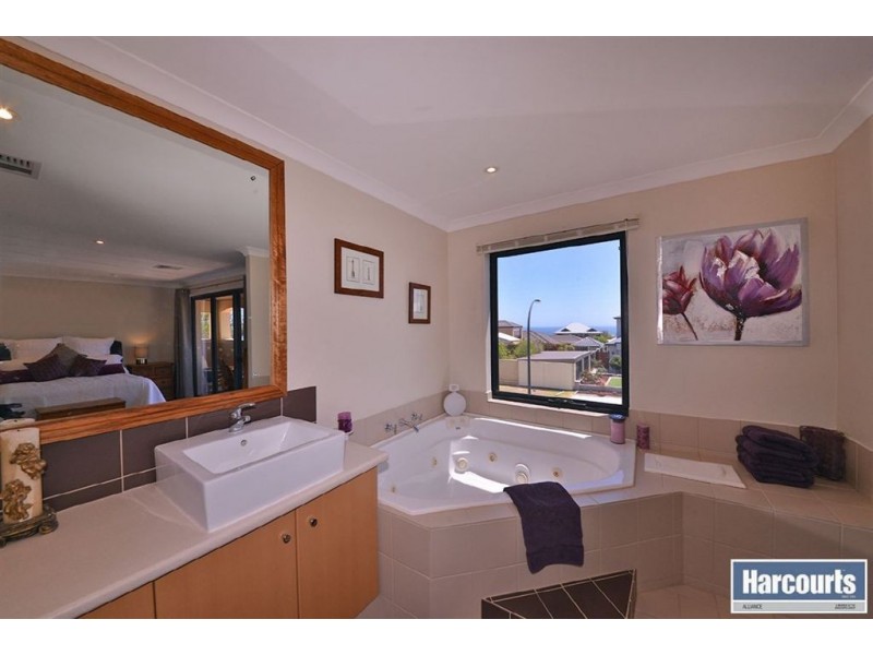 21 Manta Pass, Mindarie WA 6030