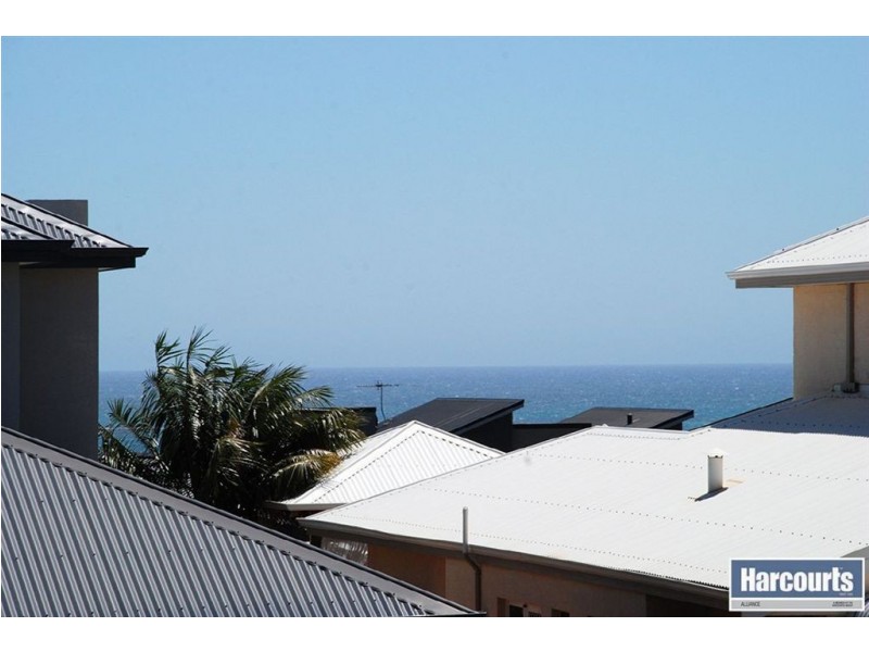 21 Manta Pass, Mindarie WA 6030