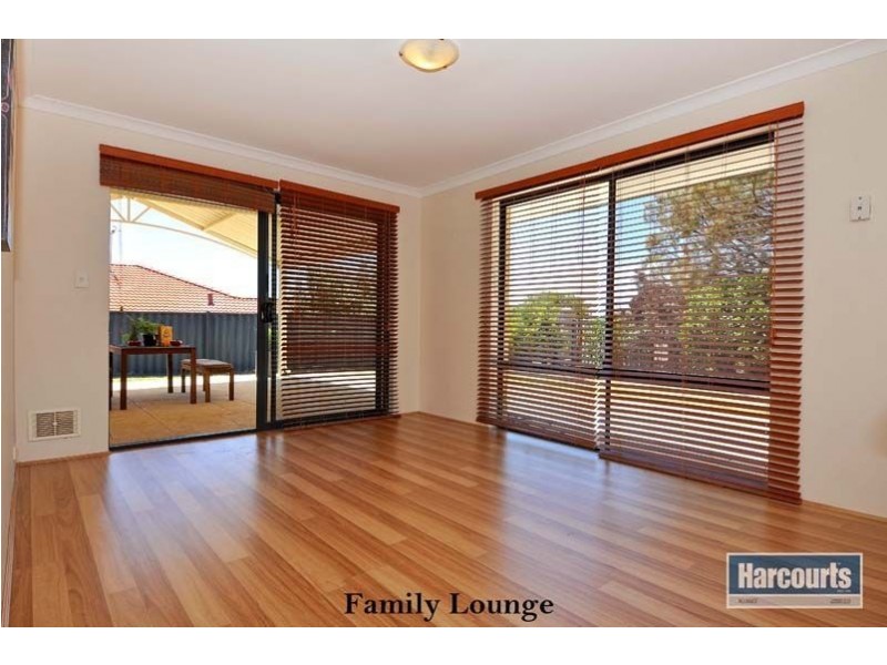 122 St Barnabas Boulevard, Quinns Rocks WA 6030