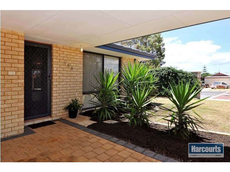 122 St Barnabas Boulevard, Quinns Rocks WA 6030