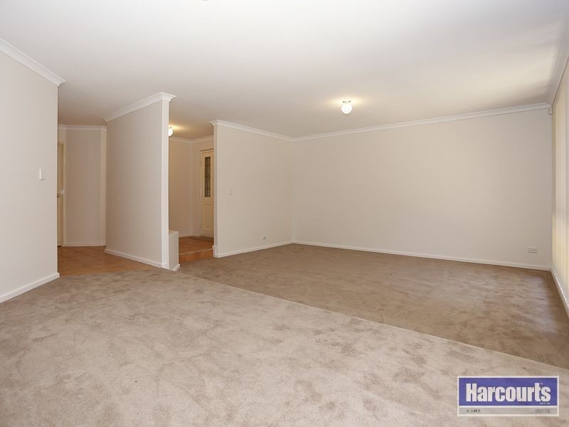 6 Samos Place, Mindarie WA 6030