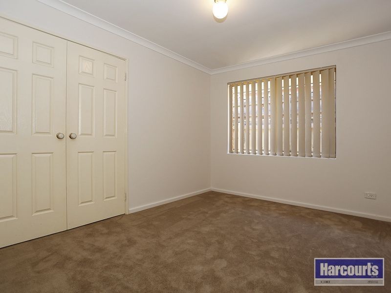 6 Samos Place, Mindarie WA 6030