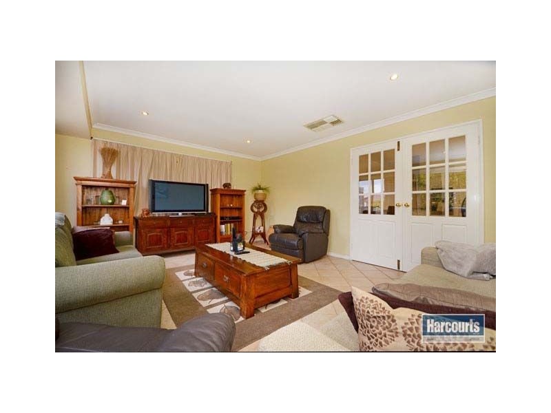 8 Glebe Close, Mindarie WA 6030