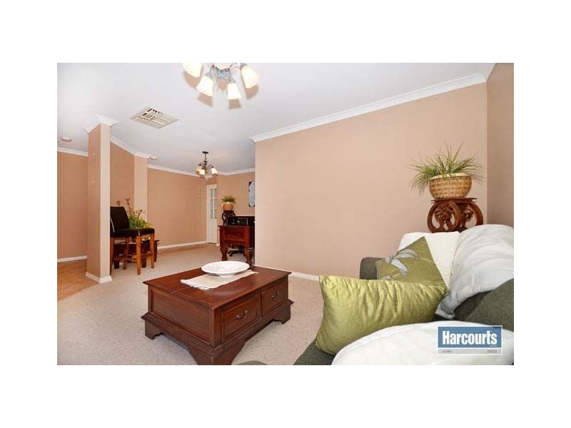 8 Glebe Close, Mindarie WA 6030