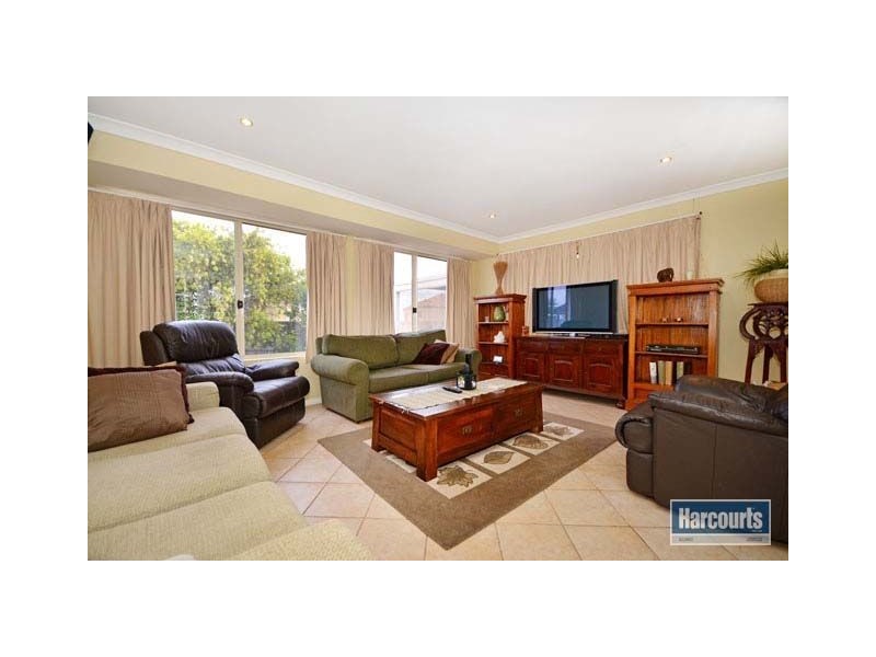 8 Glebe Close, Mindarie WA 6030