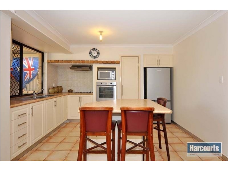 16 Essex Court, Quinns Rocks WA 6030