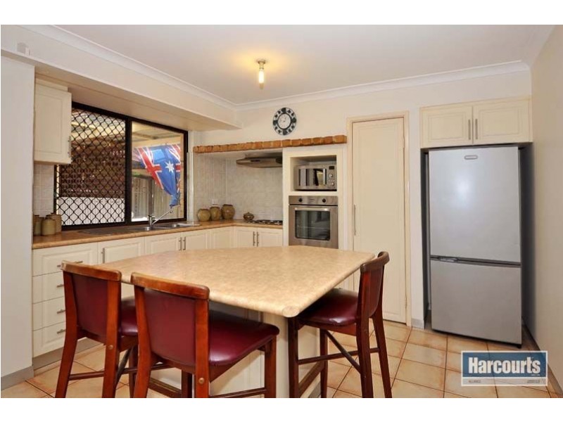 16 Essex Court, Quinns Rocks WA 6030