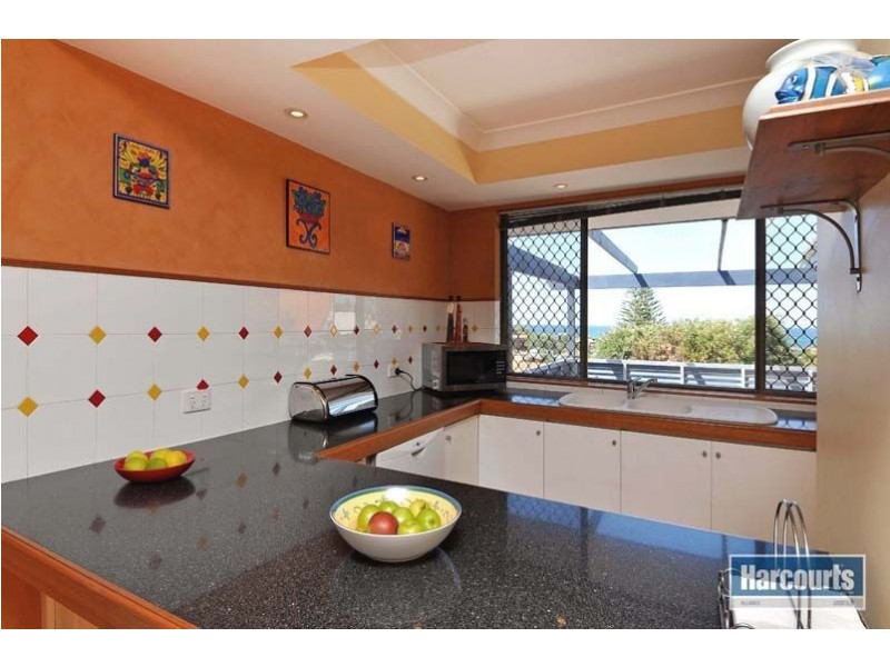 15 Piper Street, Quinns Rocks WA 6030