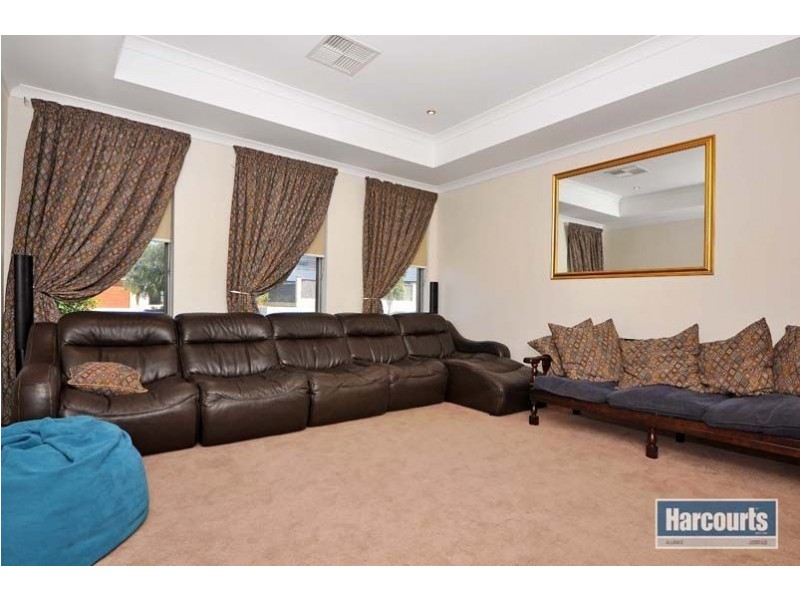 232 Santa Barbara Parade, Jindalee WA 6036