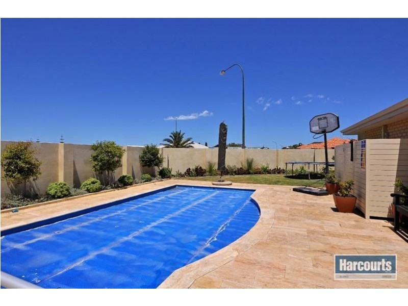 232 Santa Barbara Parade, Jindalee WA 6036