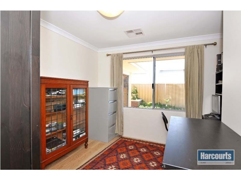 232 Santa Barbara Parade, Jindalee WA 6036