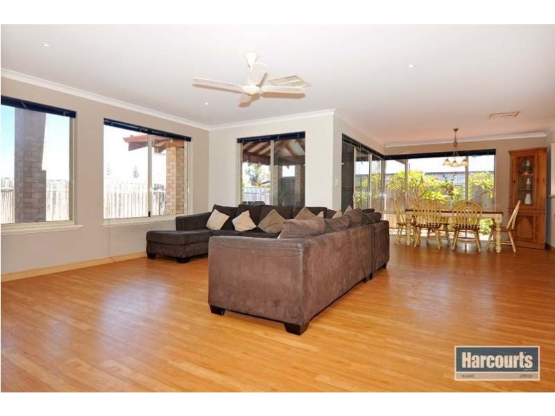 53 Weymouth Boulevard, Quinns Rocks WA 6030