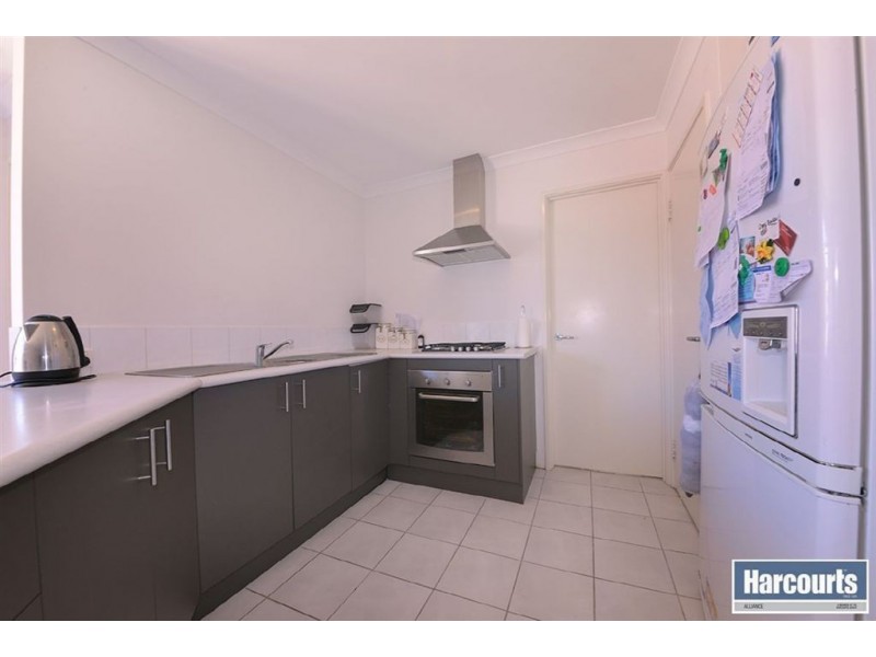 4/22 Watkins Loop, Tapping WA 6065