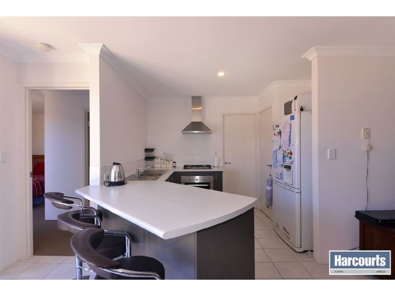 4/22 Watkins Loop, Tapping WA 6065