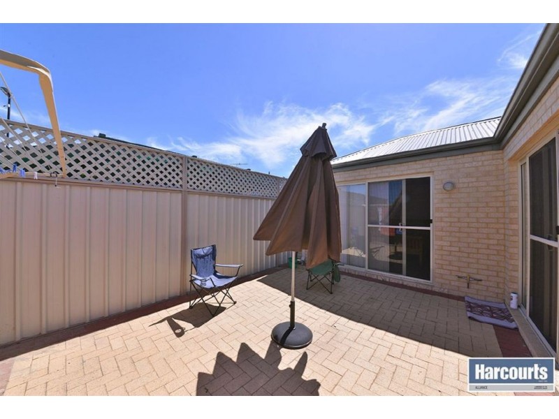 4/22 Watkins Loop, Tapping WA 6065