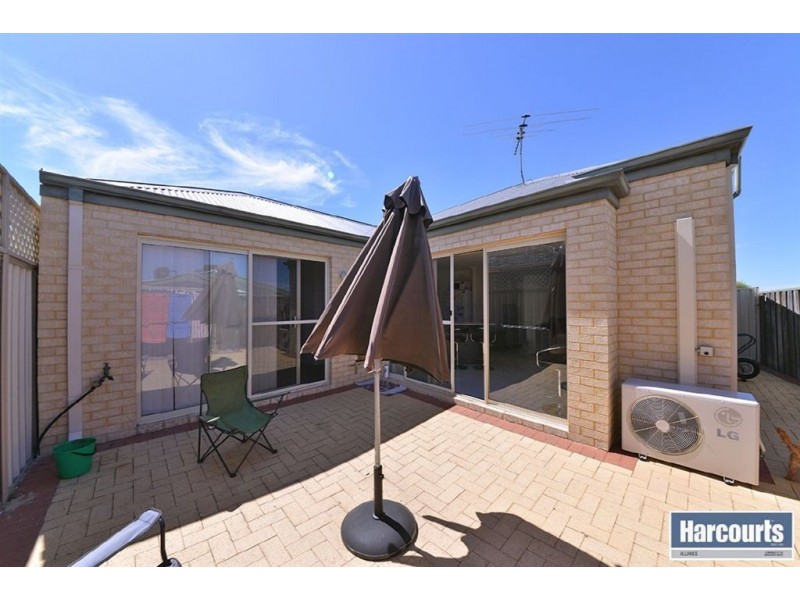 4/22 Watkins Loop, Tapping WA 6065