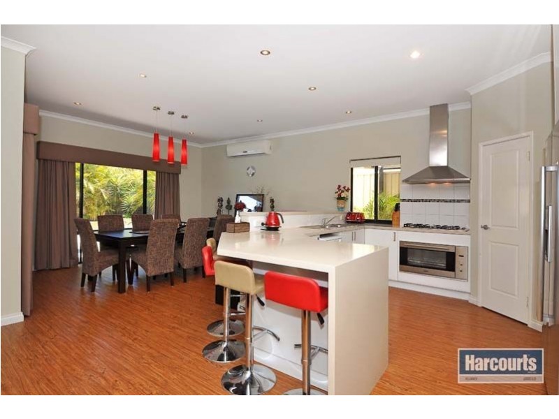 241 Santa Barbara Parade, Jindalee WA 6036