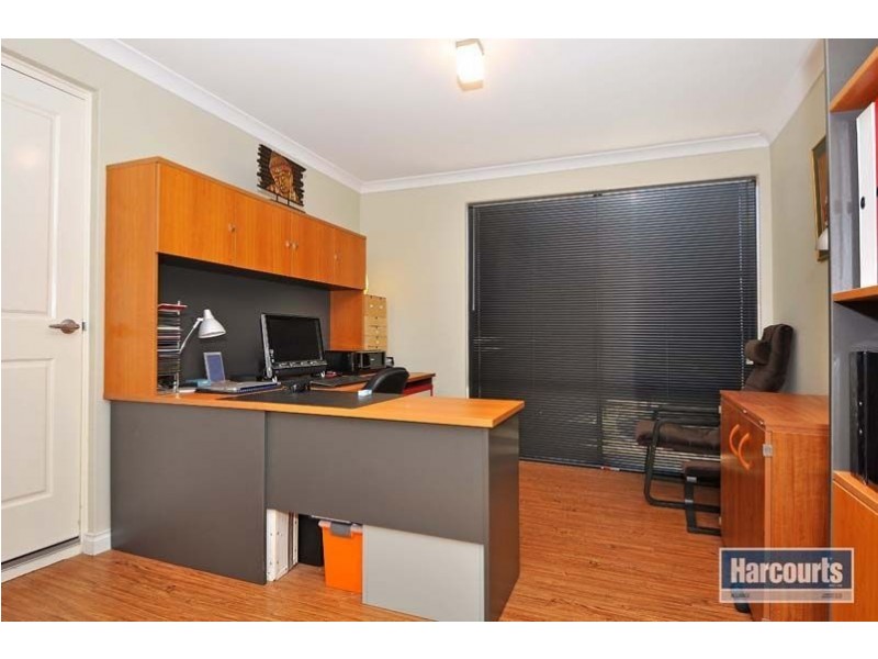 241 Santa Barbara Parade, Jindalee WA 6036