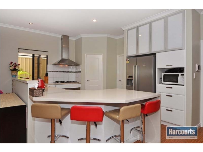 241 Santa Barbara Parade, Jindalee WA 6036