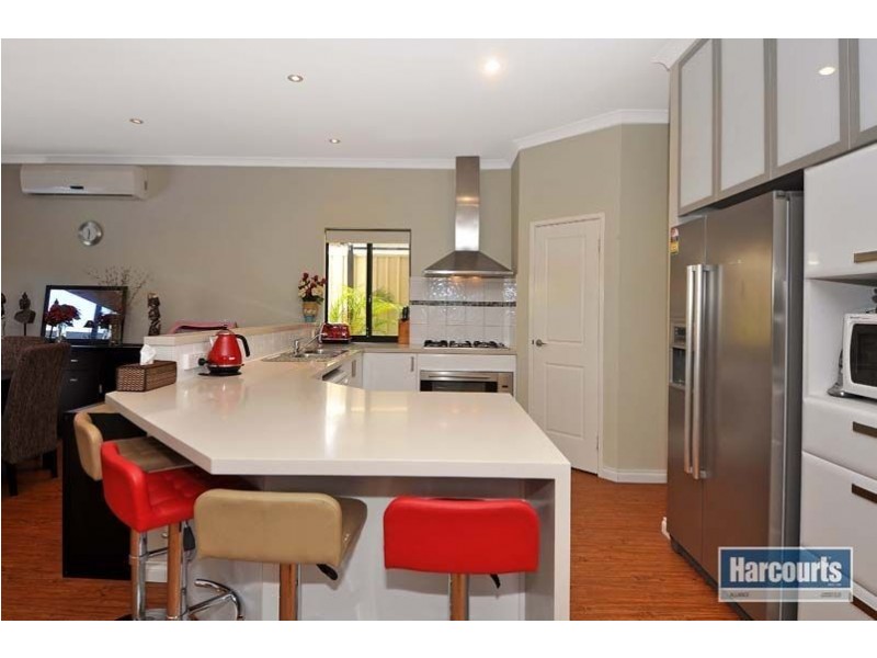 241 Santa Barbara Parade, Jindalee WA 6036