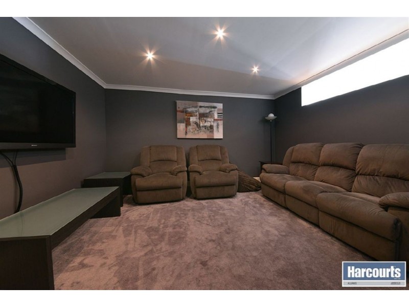 17 Longleaf Drive, Clarkson WA 6030