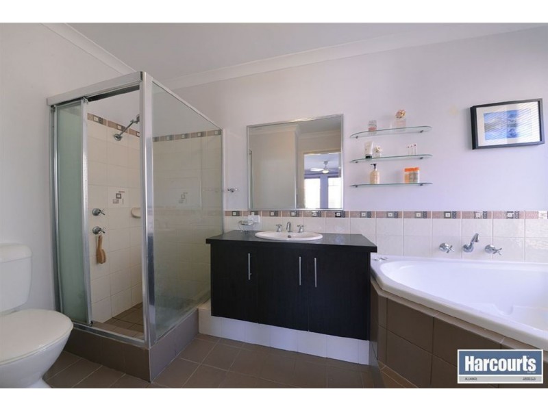 17 Longleaf Drive, Clarkson WA 6030