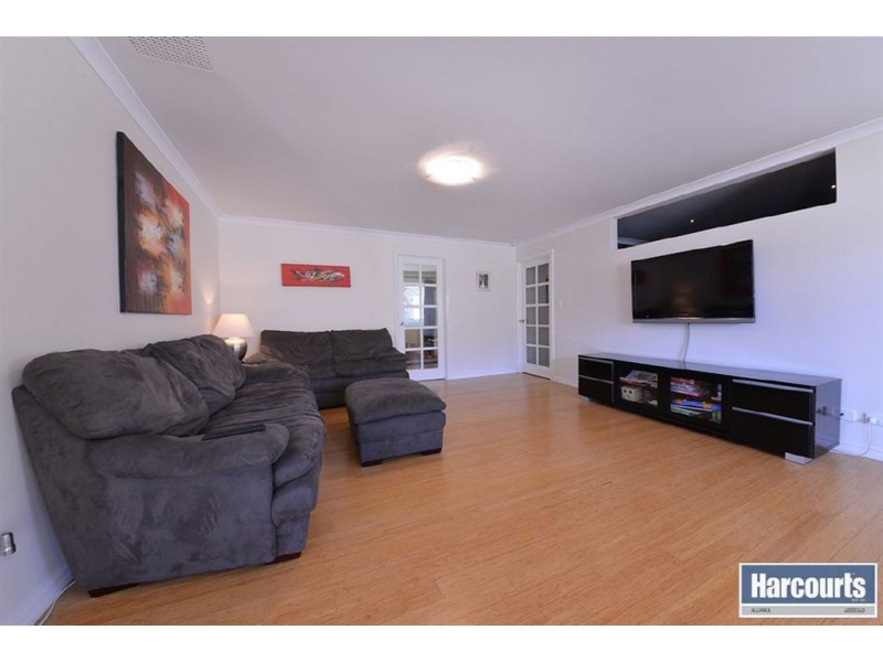 17 Longleaf Drive, Clarkson WA 6030