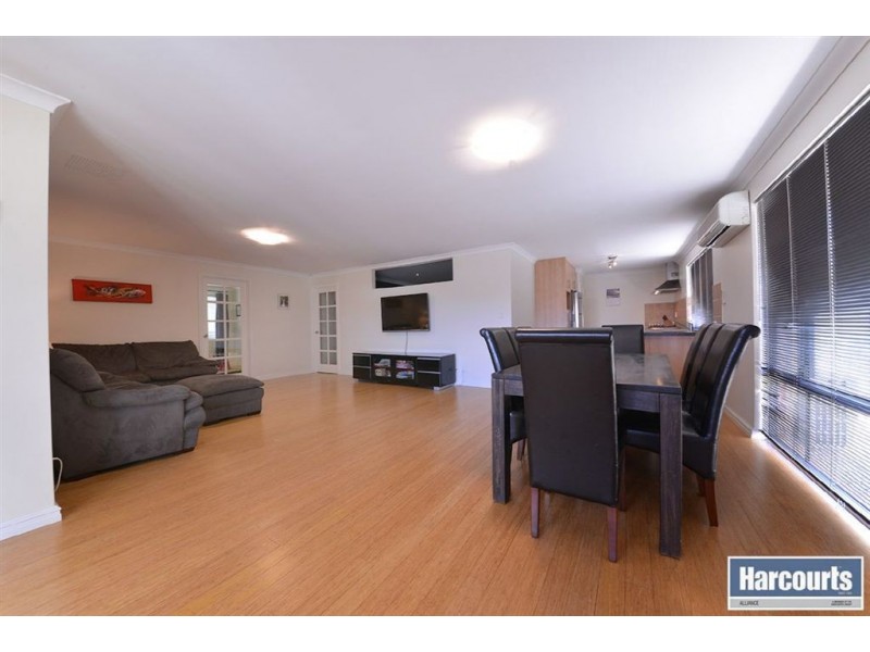 17 Longleaf Drive, Clarkson WA 6030