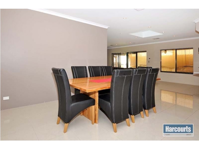 6 San Remo Bend, Clarkson WA 6030