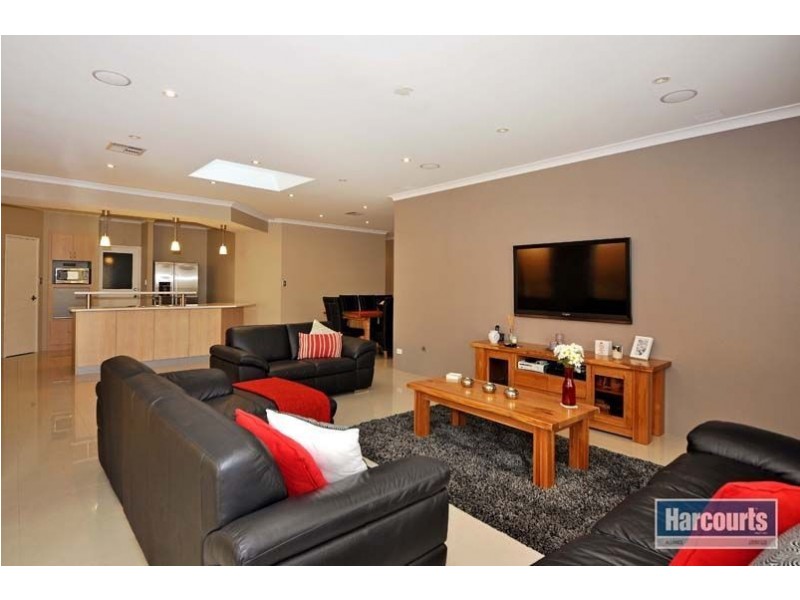 6 San Remo Bend, Clarkson WA 6030