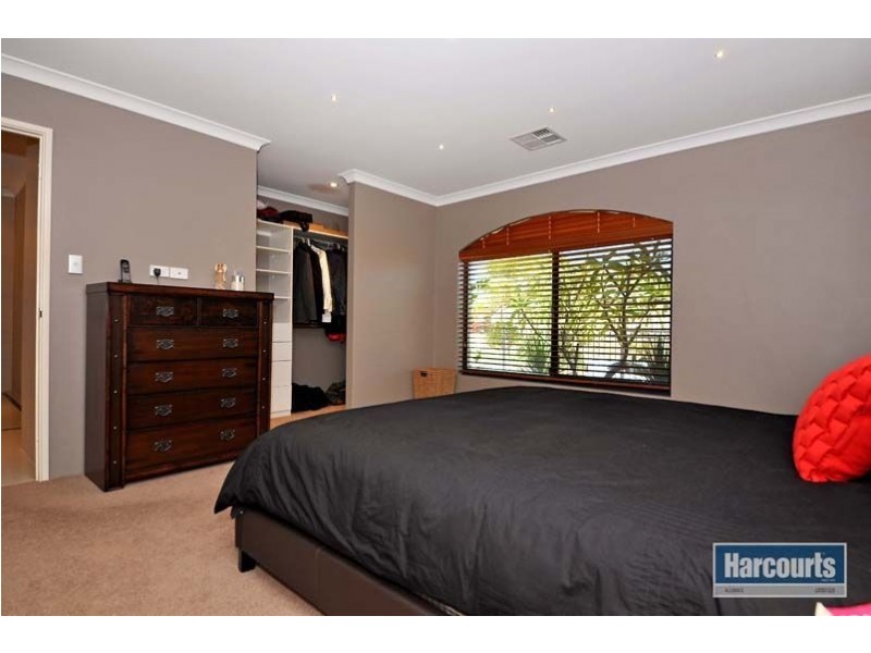 6 San Remo Bend, Clarkson WA 6030