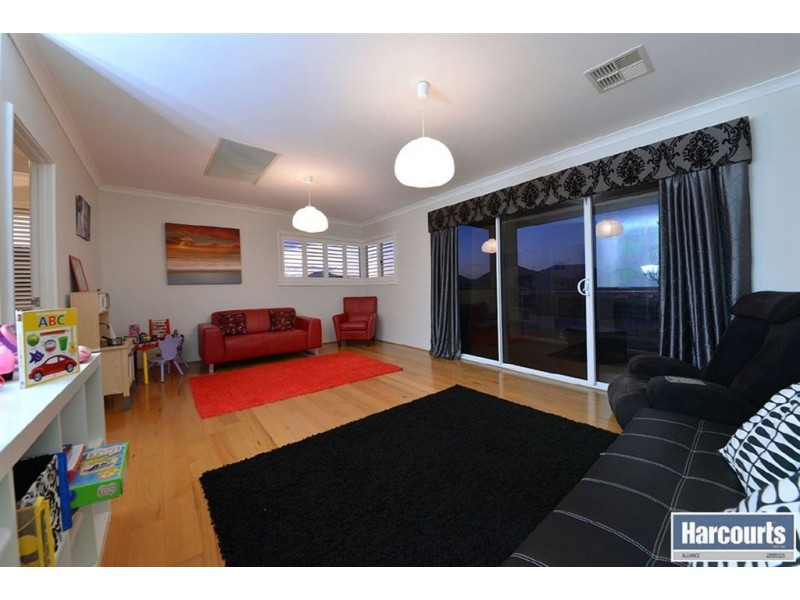 11 Beachside Drive, Burns Beach WA 6028