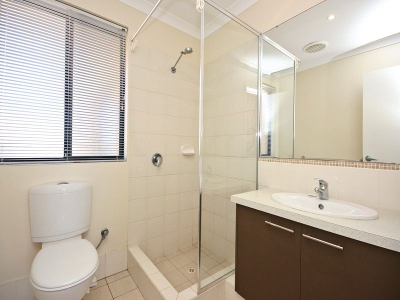 27 Lakewood Terrace, Clarkson WA 6030