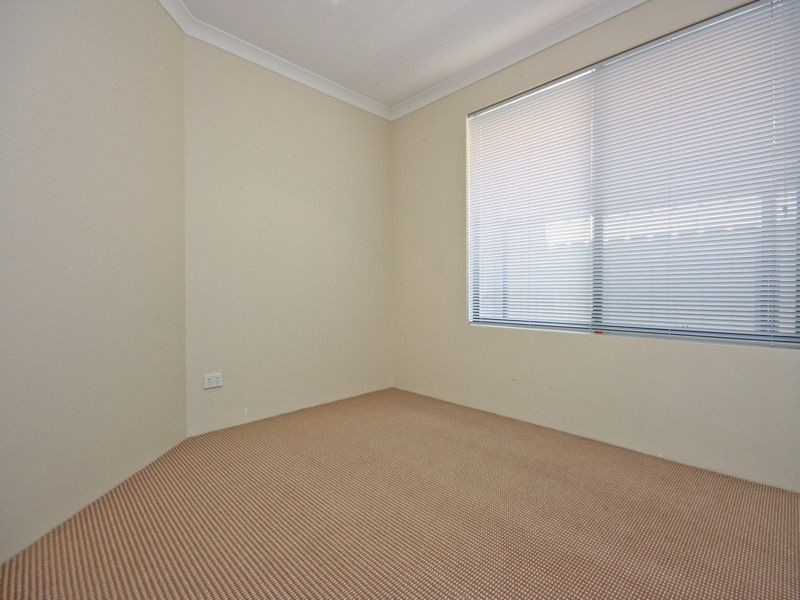 27 Lakewood Terrace, Clarkson WA 6030