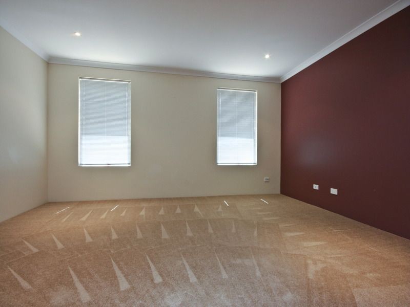 27 Lakewood Terrace, Clarkson WA 6030