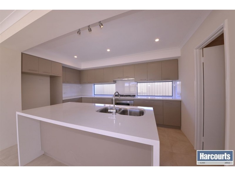 23 Bengello Place, Burns Beach WA 6028