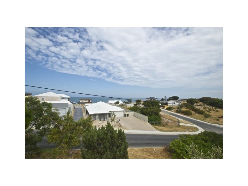 14 Hazel Avenue, Quinns Rocks WA 6030