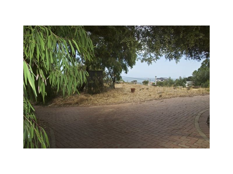 14 Hazel Avenue, Quinns Rocks WA 6030