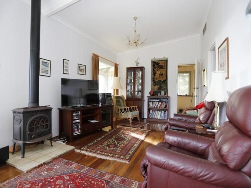 16 Hazel Avenue, Quinns Rocks WA 6030